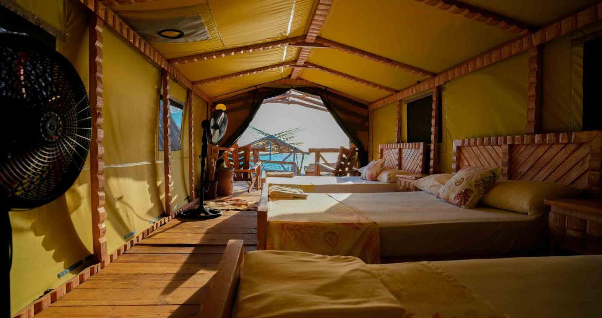 Glamping Ecolodge Cueva De Las Aguilas 페데르날레스 외부 사진
